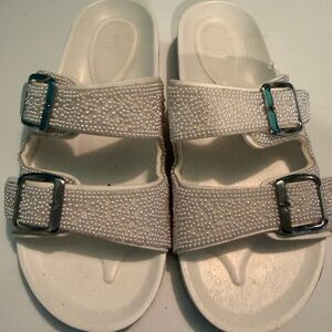 White Pearl Beaded Sandals with Buckles